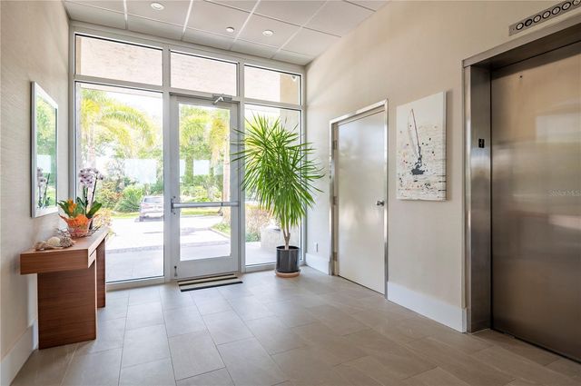 2675 GULF OF MEXICO DRIVE 204, Longboat Key, FL 34228