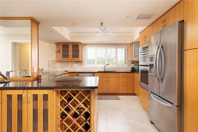2675 GULF OF MEXICO DRIVE 204, Longboat Key, FL 34228
