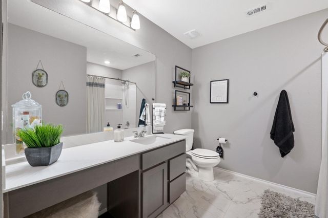 6317 Conestoga Wagon WAY, Del Valle, TX 78617