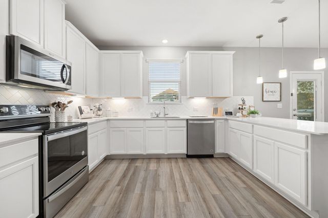 6317 Conestoga Wagon WAY, Del Valle, TX 78617