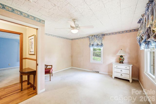 129 Old River Road, Marion, NC 28752