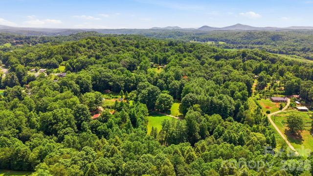 129 Old River Road, Marion, NC 28752