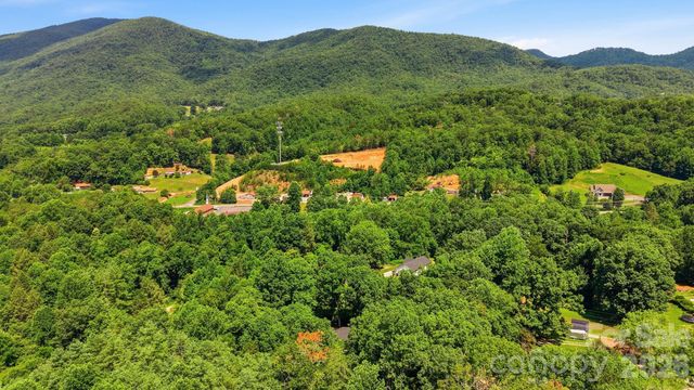 129 Old River Road, Marion, NC 28752