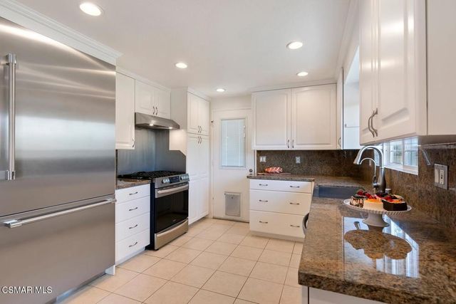362 S Ridgemont Court, Newbury Park, CA 91320