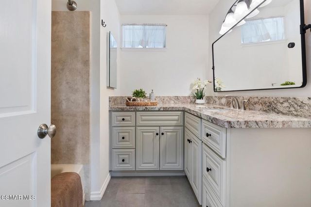362 S Ridgemont Court, Newbury Park, CA 91320
