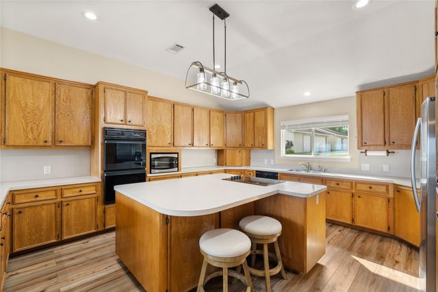 292 Old Post Rd S, Livingston, TX 77351