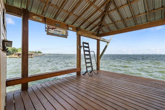292 Old Post Rd S, Livingston, TX 77351