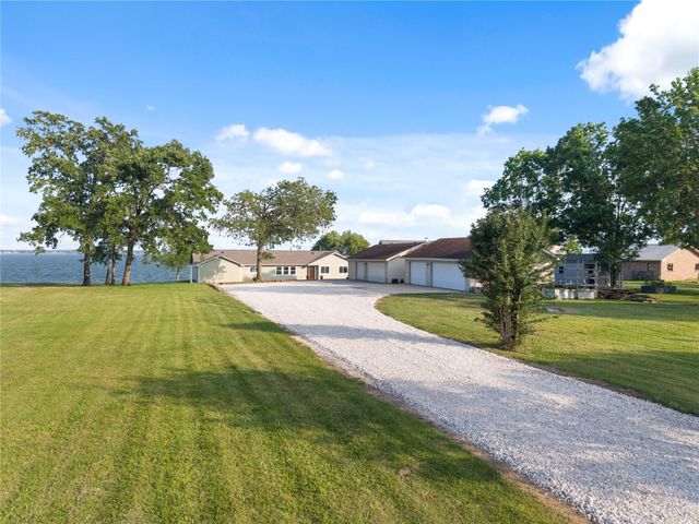 292 Old Post Rd S, Livingston, TX 77351