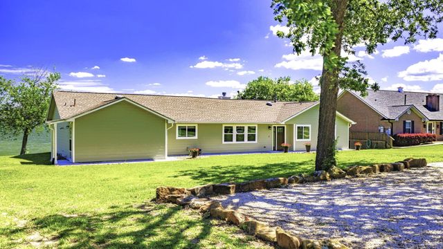 292 Old Post Rd S, Livingston, TX 77351