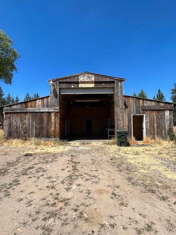 5845 Rhodes Lane, Eagle Point, OR 97524