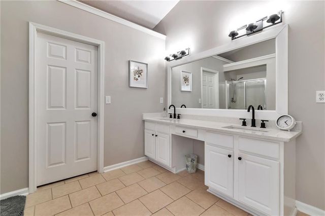 466 Suwanee East Drive, Lawrenceville, GA 30043