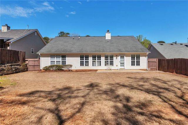 466 Suwanee East Drive, Lawrenceville, GA 30043