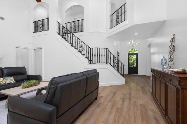 12656 ROLLING LAKE DR, Arlington, TN 38002
