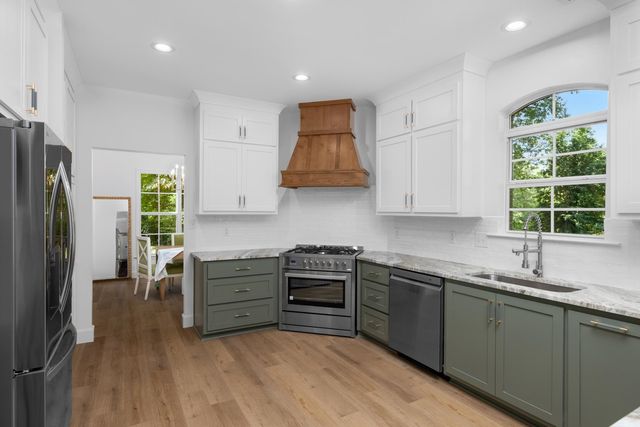 12656 ROLLING LAKE DR, Arlington, TN 38002