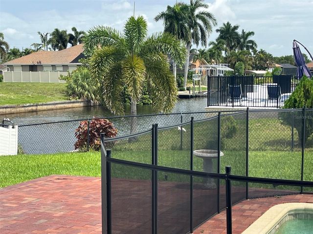 1923 SE 26TH STREET, Cape Coral, FL 33904