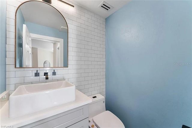 1923 SE 26TH STREET, Cape Coral, FL 33904