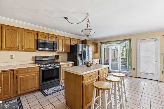 2764 WINSTON CT, Woodbridge, VA 22191