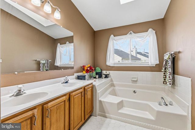 2764 WINSTON CT, Woodbridge, VA 22191