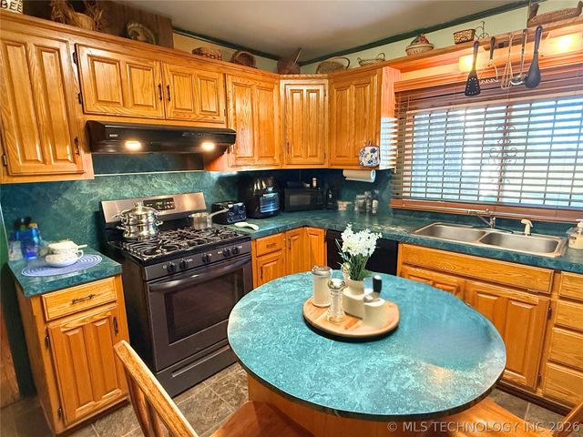 2231 E 32nd Place N, Tulsa, OK 74105