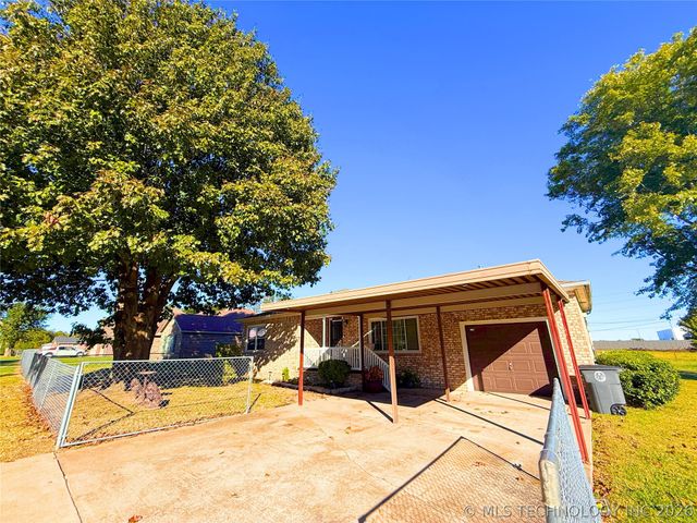 2231 E 32nd Place N, Tulsa, OK 74105