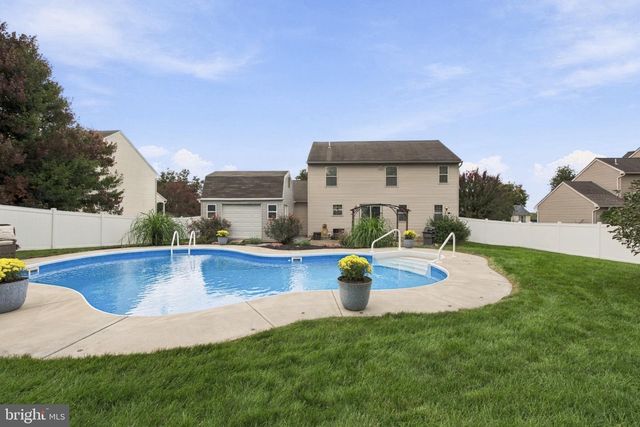 140 FIG TREE WAY, Manchester, PA 17345