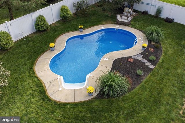 140 FIG TREE WAY, Manchester, PA 17345