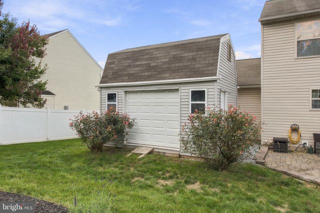 140 FIG TREE WAY, Manchester, PA 17345
