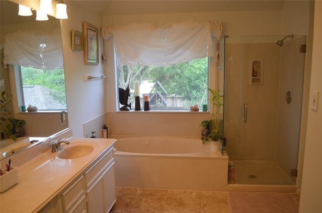 4635 Meadow Green Drive, Sugar Land, TX 77479