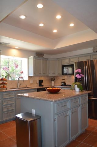 4635 Meadow Green Drive, Sugar Land, TX 77479