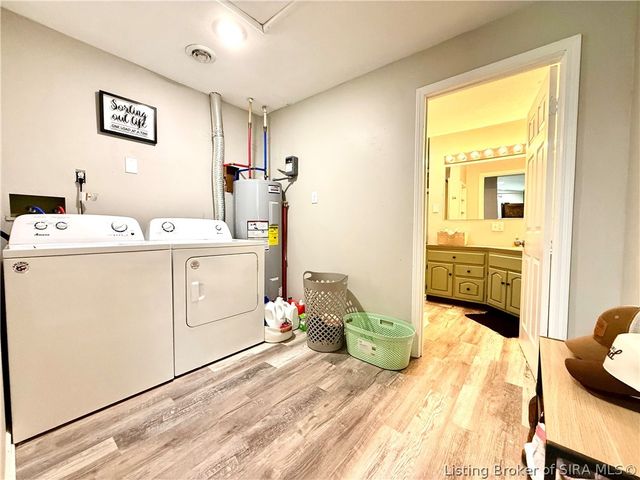 322 Vest Road, Henryville, IN 47126