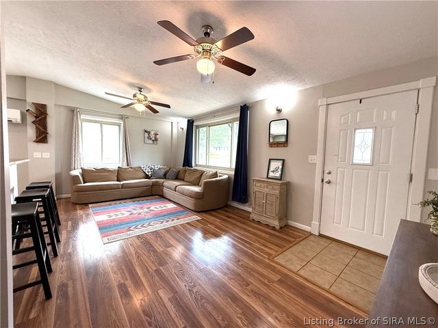 322 Vest Road, Henryville, IN 47126