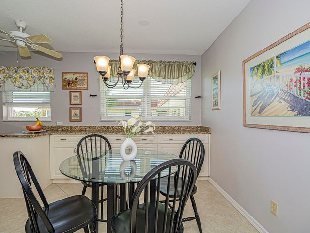67 Royal Oak Drive 206, Vero Beach, FL 32962