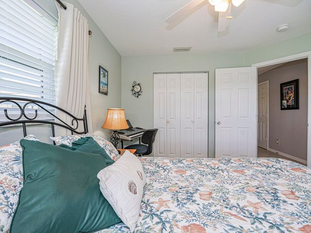 67 Royal Oak Drive 206, Vero Beach, FL 32962