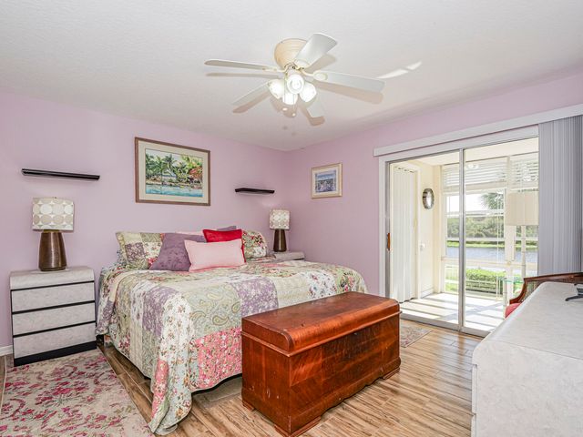 67 Royal Oak Drive 206, Vero Beach, FL 32962
