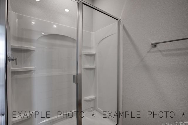 5631 Frederick Bluff, Von Ormy, TX 78073