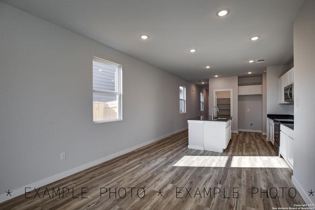 5631 Frederick Bluff, Von Ormy, TX 78073