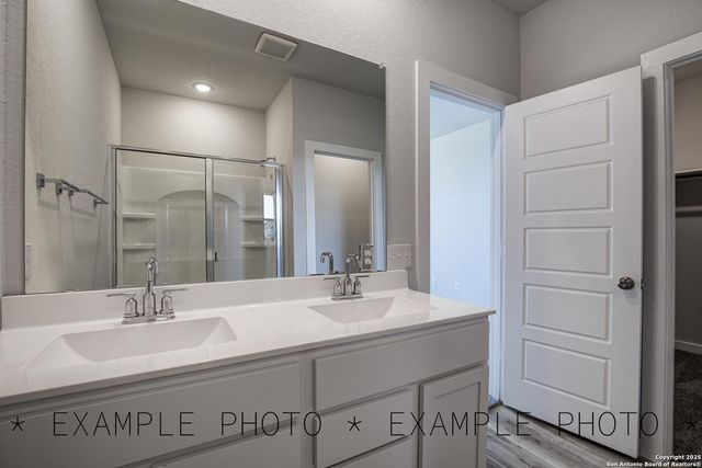 5631 Frederick Bluff, Von Ormy, TX 78073