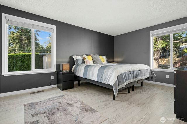 8310 NE 122nd Place, Kirkland, WA 98034