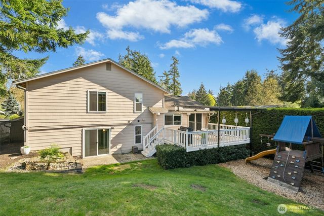 8310 NE 122nd Place, Kirkland, WA 98034