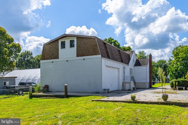 6 SUNSET AVE, Pennsville, NJ 08070