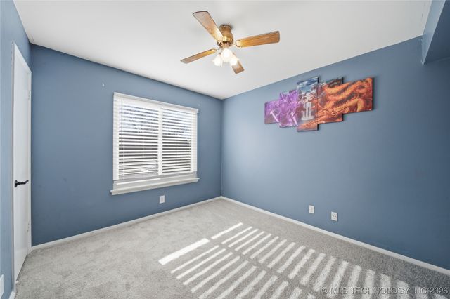 7469 S Yale Avenue E7469, Tulsa, OK 74136