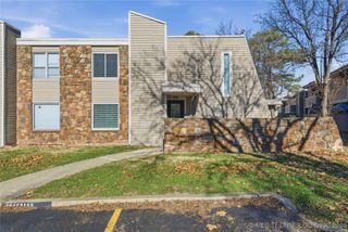 7469 S Yale Avenue E7469, Tulsa, OK 74136