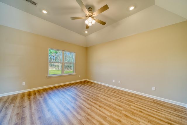 102 STONE BROOK CV, Ripley, TN 38063