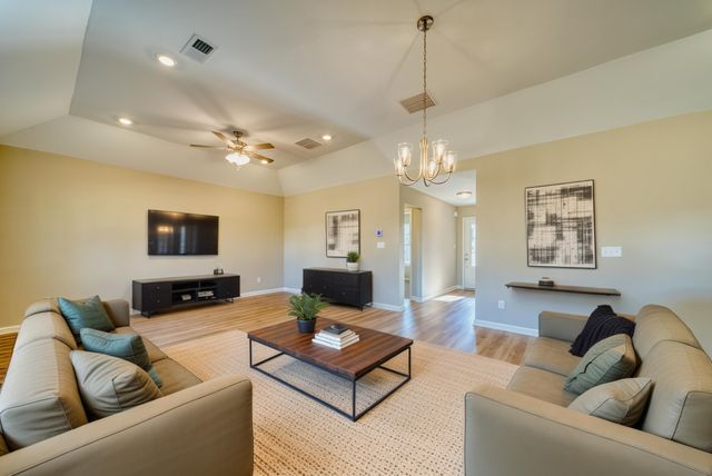 102 STONE BROOK CV, Ripley, TN 38063