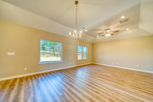 102 STONE BROOK CV, Ripley, TN 38063