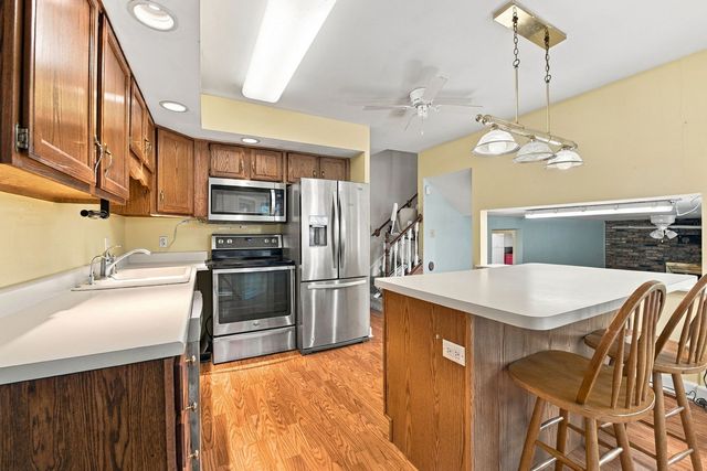 312 Earl Avenue, Joliet, IL 60436