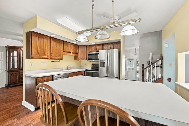 312 Earl Avenue, Joliet, IL 60436