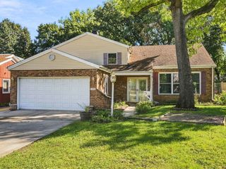 312 Earl Avenue, Joliet, IL 60436