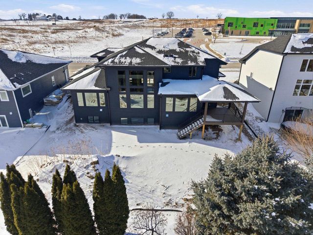 819 Schewe Road, Middleton, WI 53562