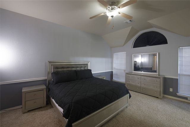 1532 Mill Creek Drive, Desoto, TX 75115
